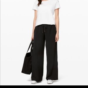 Lululemon On the fly pant wide leg
